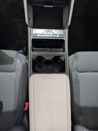 Ford Explorer Select RWD