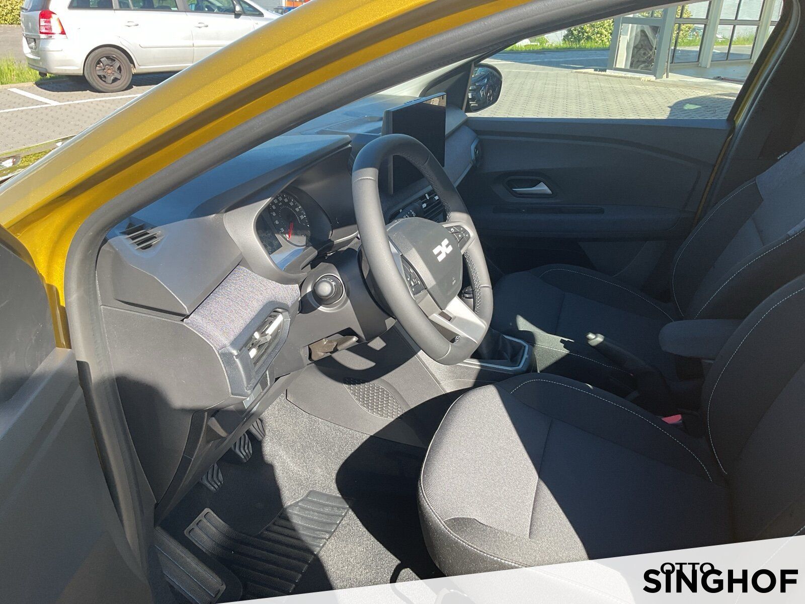 Fahrzeugabbildung Dacia Neuer Sandero Expression TCe 100