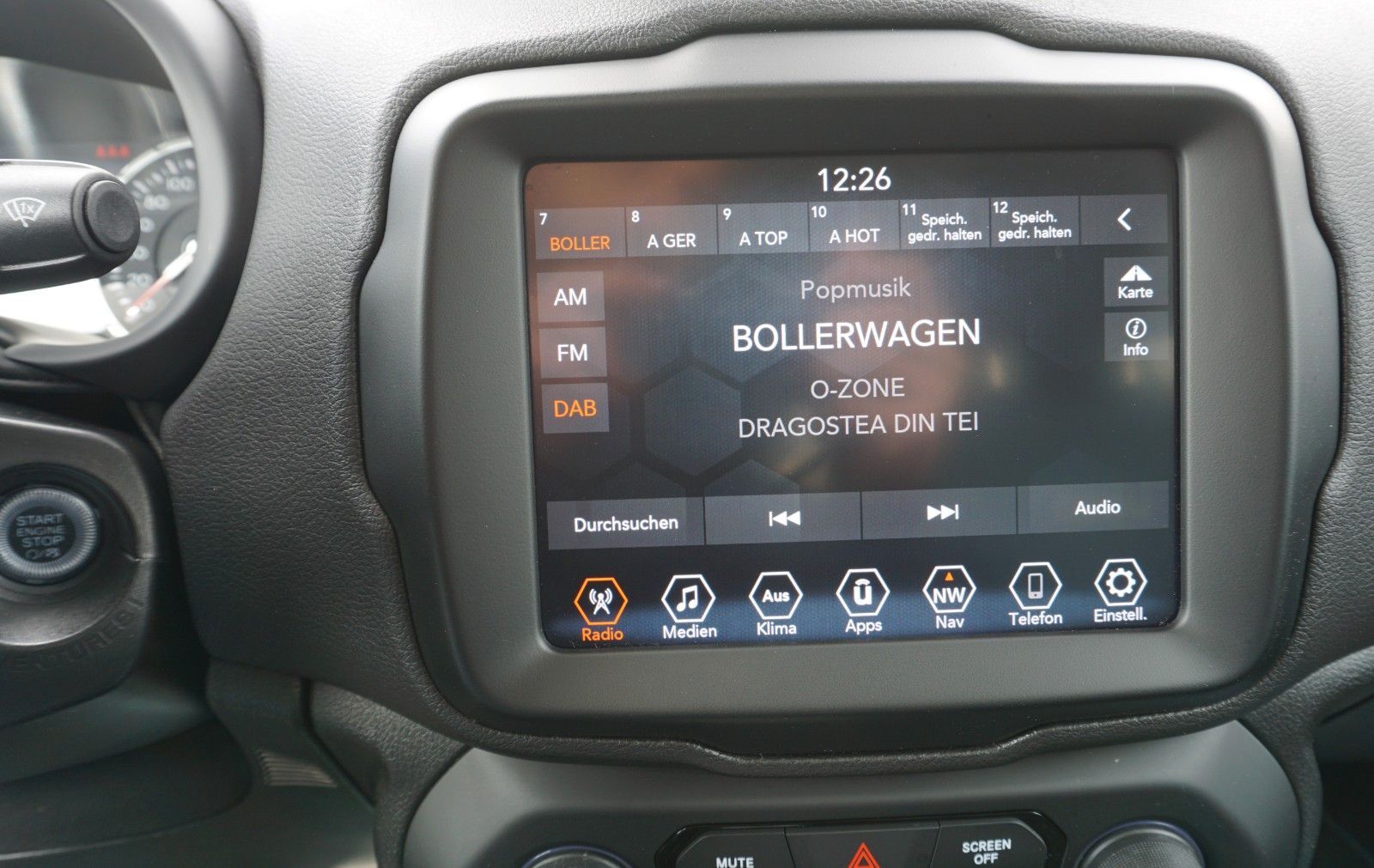 Fahrzeugabbildung Jeep Renegade Longitude Mild-Hybrid FWD, Kamera