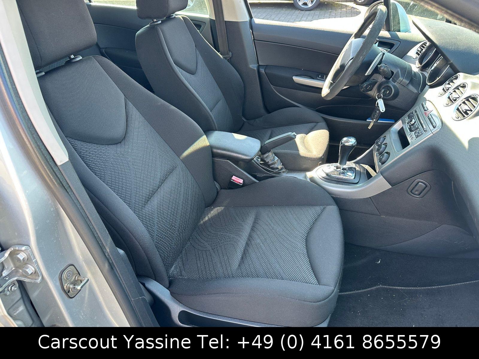Peugeot 308 2012 — photo 13