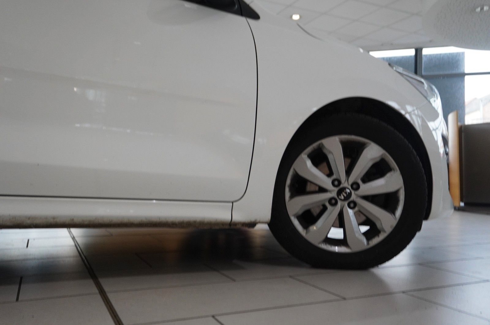 Fahrzeugabbildung Kia Rio 1.0 T-GDI SPIRIT 5-TÜR NAVI/LED/KAMERA/DAB+