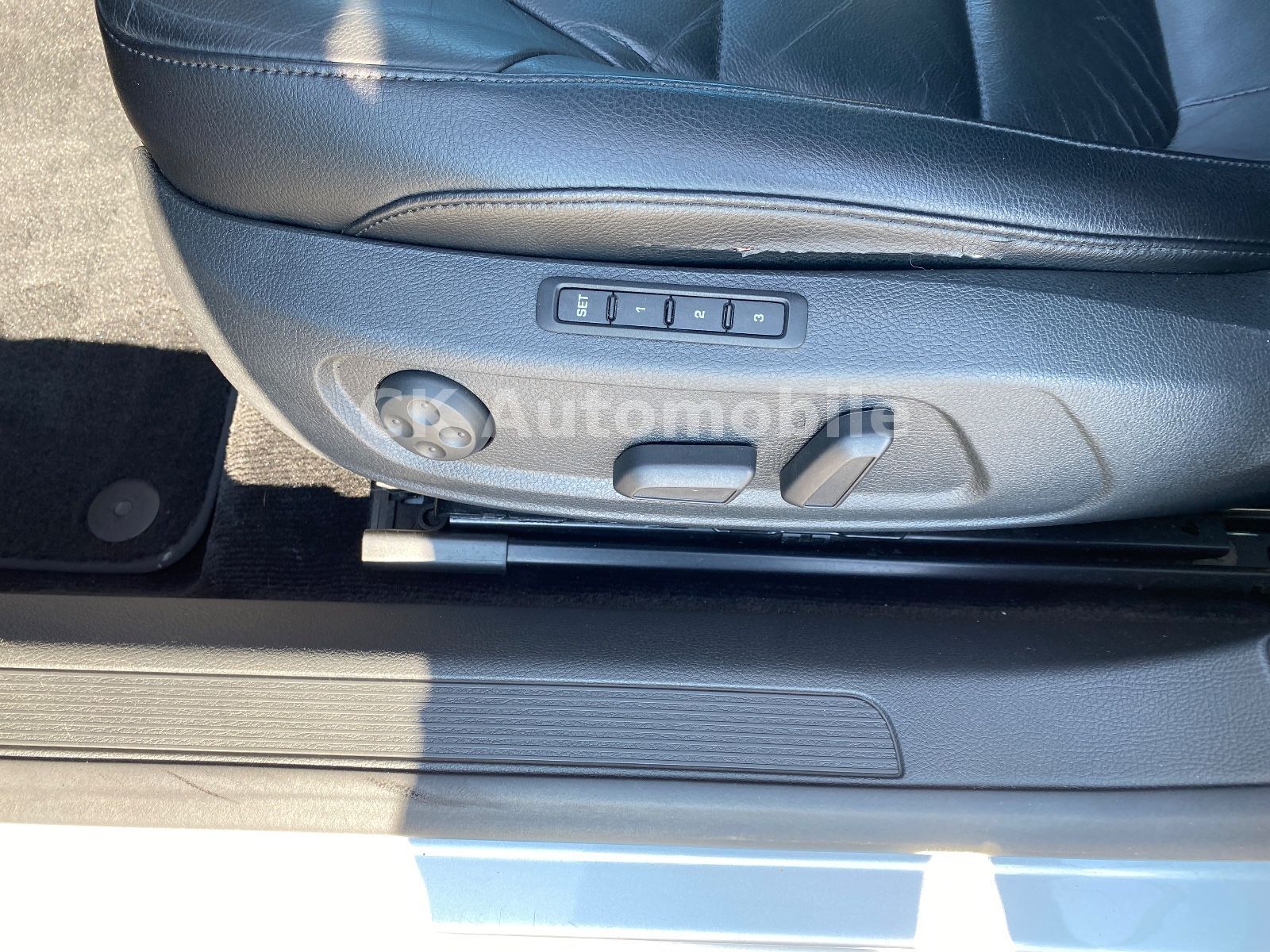Fahrzeugabbildung Volkswagen Passat Variant Comfortline BM/DSG/Navi/Bi-Xenon