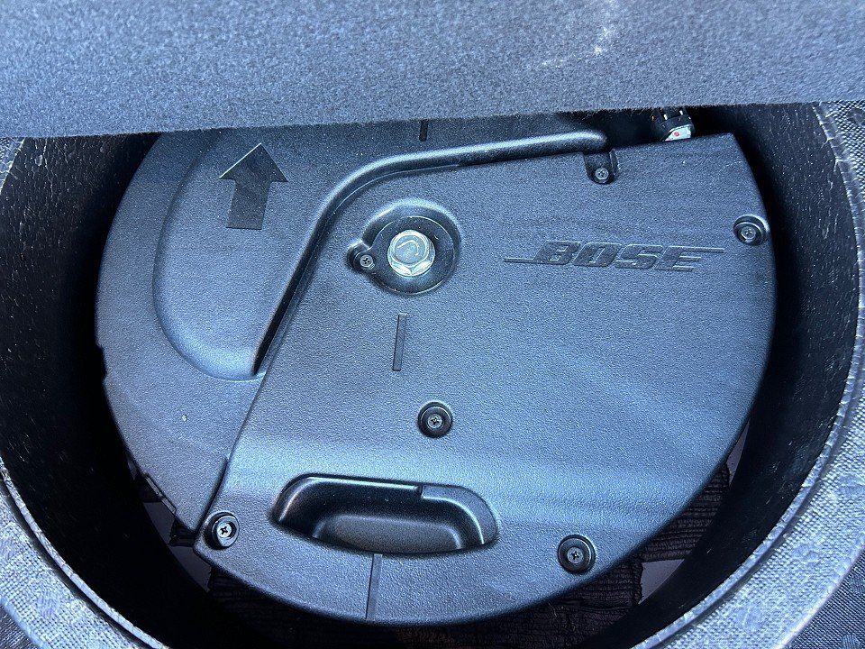 Fahrzeugabbildung Mazda CX-30 SKY-X 180 AWD 6AG SELECTION AHK BOSE LEDER