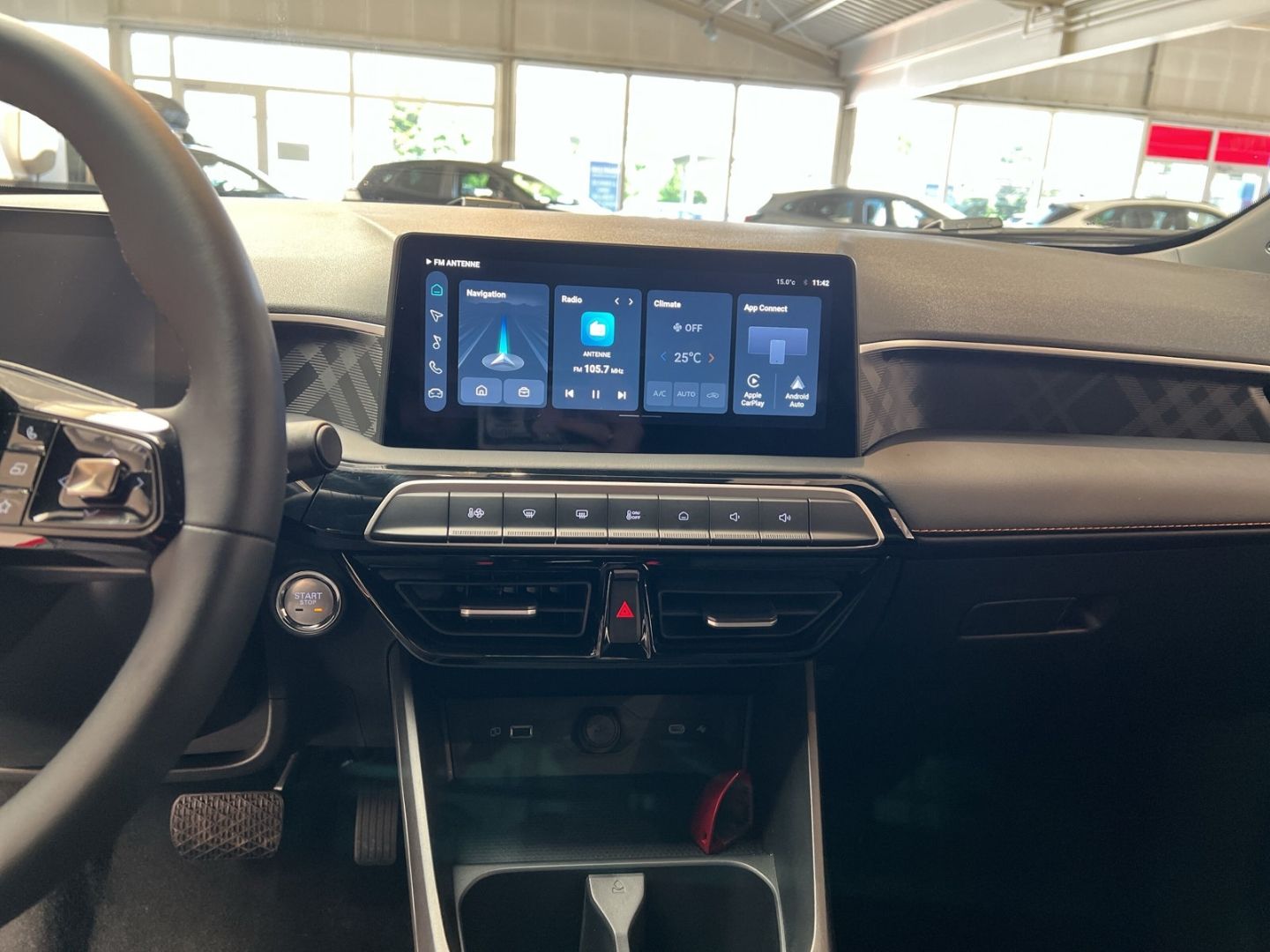 Fahrzeugabbildung MG MG3 1.5L HEV LUX Finanzierungspreis Navi Leder 3