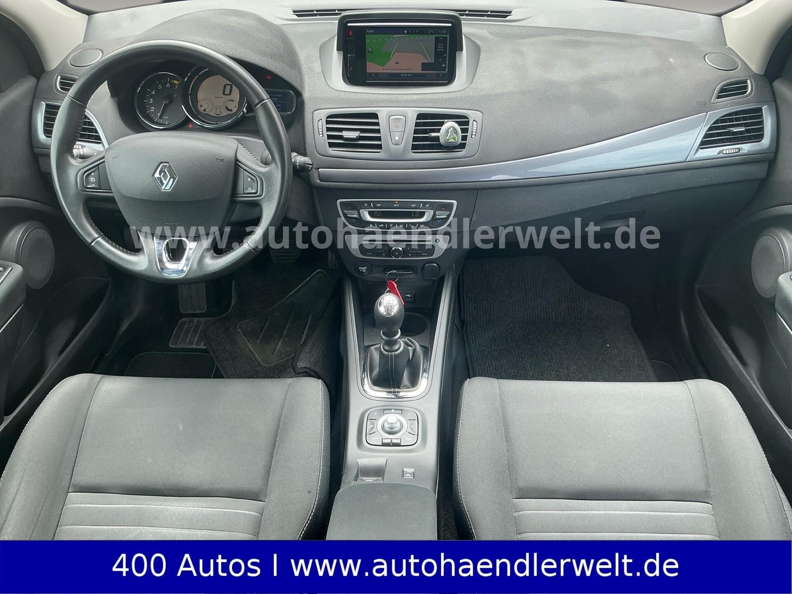 Renault Megane 2015 — photo 11