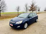 Opel Astra J Sports Tourer Edition MODEL-2011 KLIMA - Opel Astra aus 2010: Sports