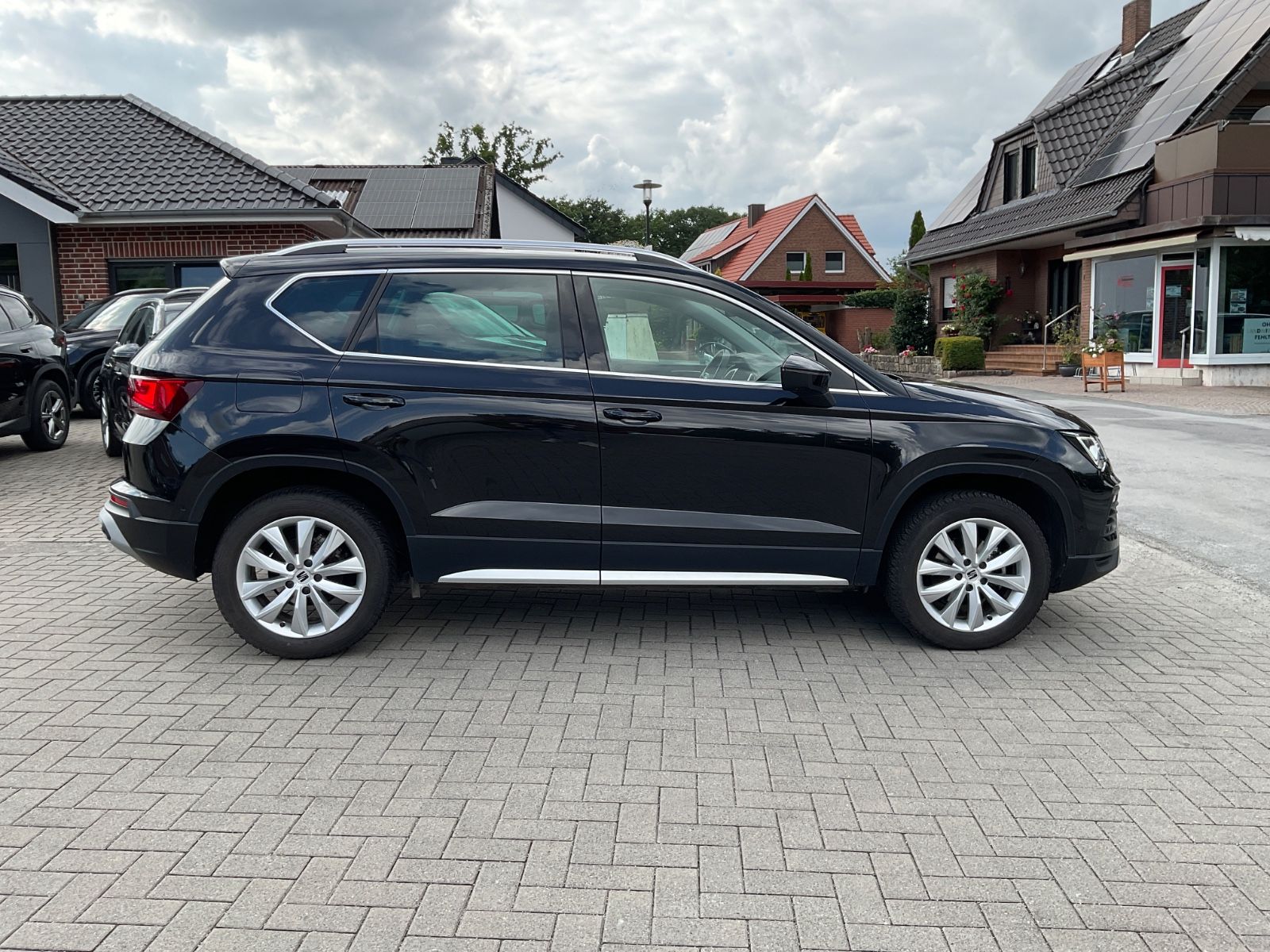 Fahrzeugabbildung SEAT Ateca 1.5 TSI Xperience DSG,Kamera,Navi,Carplay