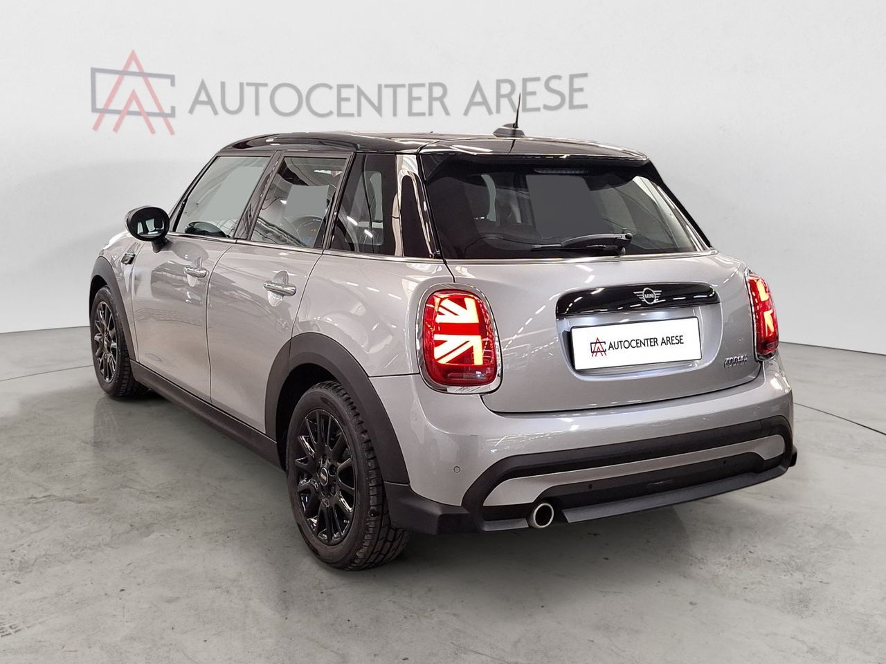 MINI Mini 5 Porte Cooper Classic 1.5 Twin Power Turbo imagem 3