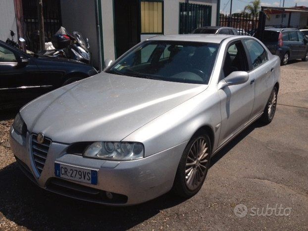Alfa Romeo 166 berlina