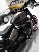 Triumph Bonneville Bobber Black - TRIUMPH BONNEVILLE