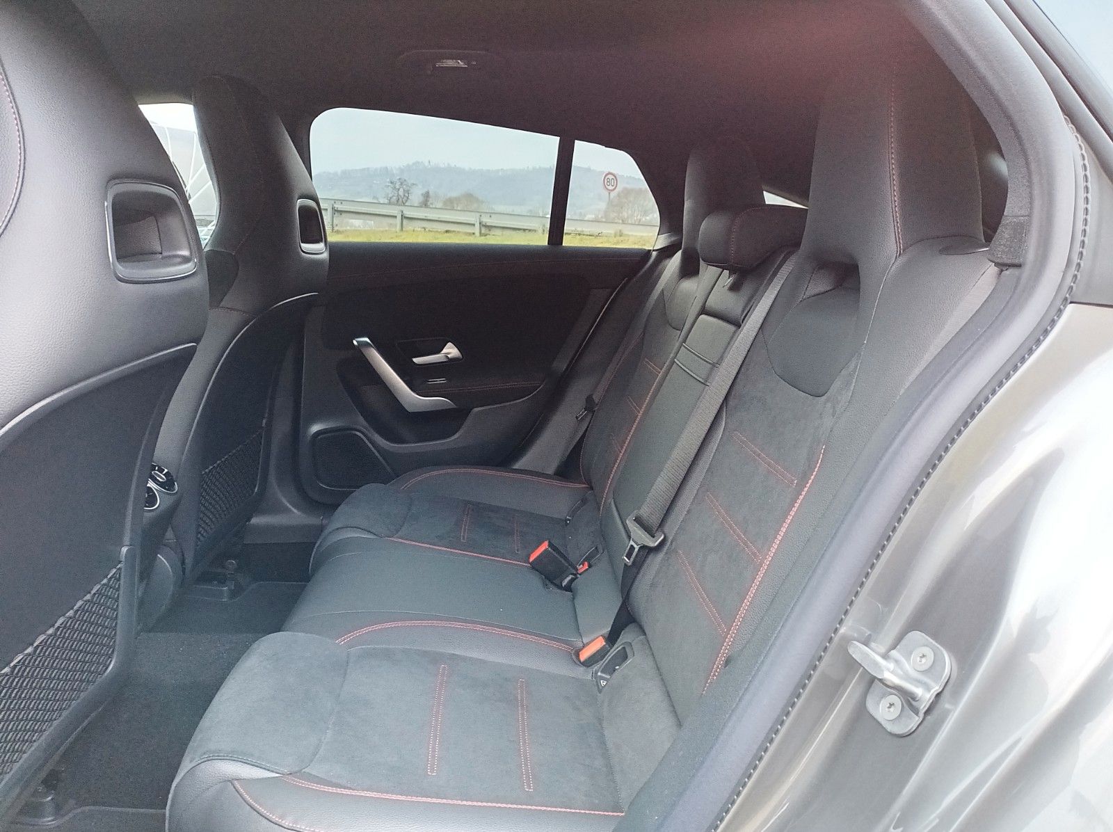 Fahrzeugabbildung Mercedes-Benz CLA 250e SB+AMG LINE+NIGHTPAKET+LH+SH+KAMERA++++