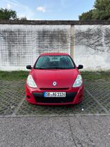 Renault Clio Expression 1.2 16V 75 Expression - Renault Clio in Saarbrücken