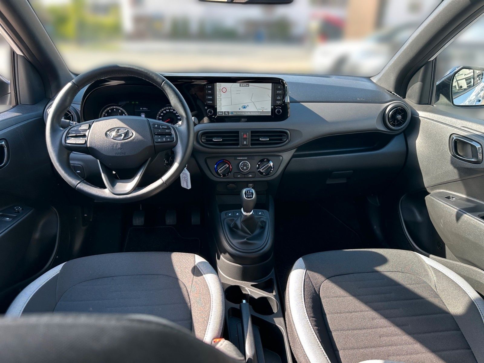 Fahrzeugabbildung Hyundai i10 Connect & Go