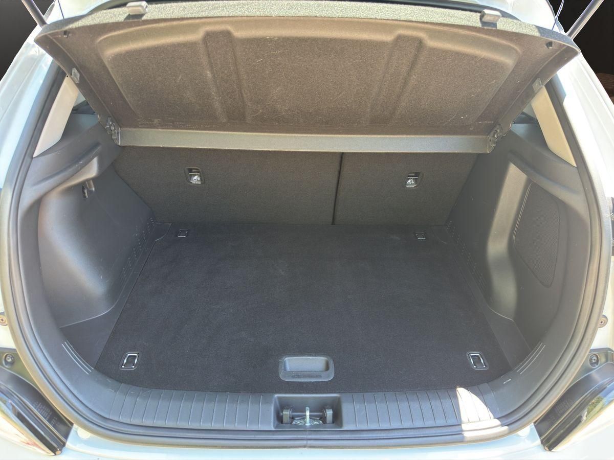 Kona Prime Elektro 204PS 64kW NAVI LED RFK LEDER