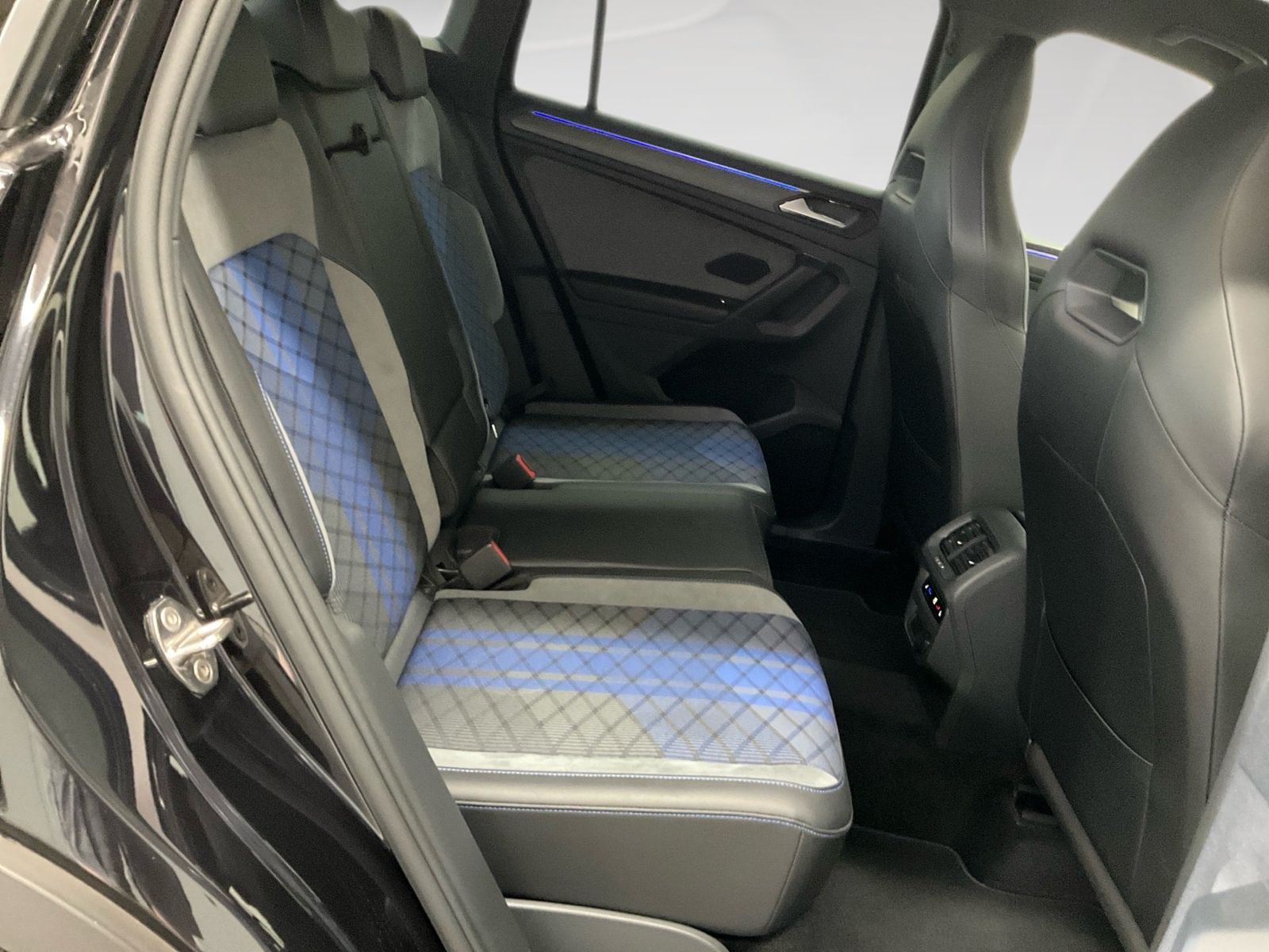 Volkswagen Tiguan - Bild 10