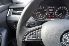 Fahrzeugabbildung Skoda Octavia Combi Elegance DSG Tempomat Klim SHZ PDC