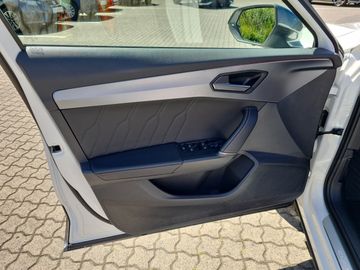 Fahrzeugabbildung CUPRA Formentor 1.5 TSI DSG Klima Rückfahrkamera