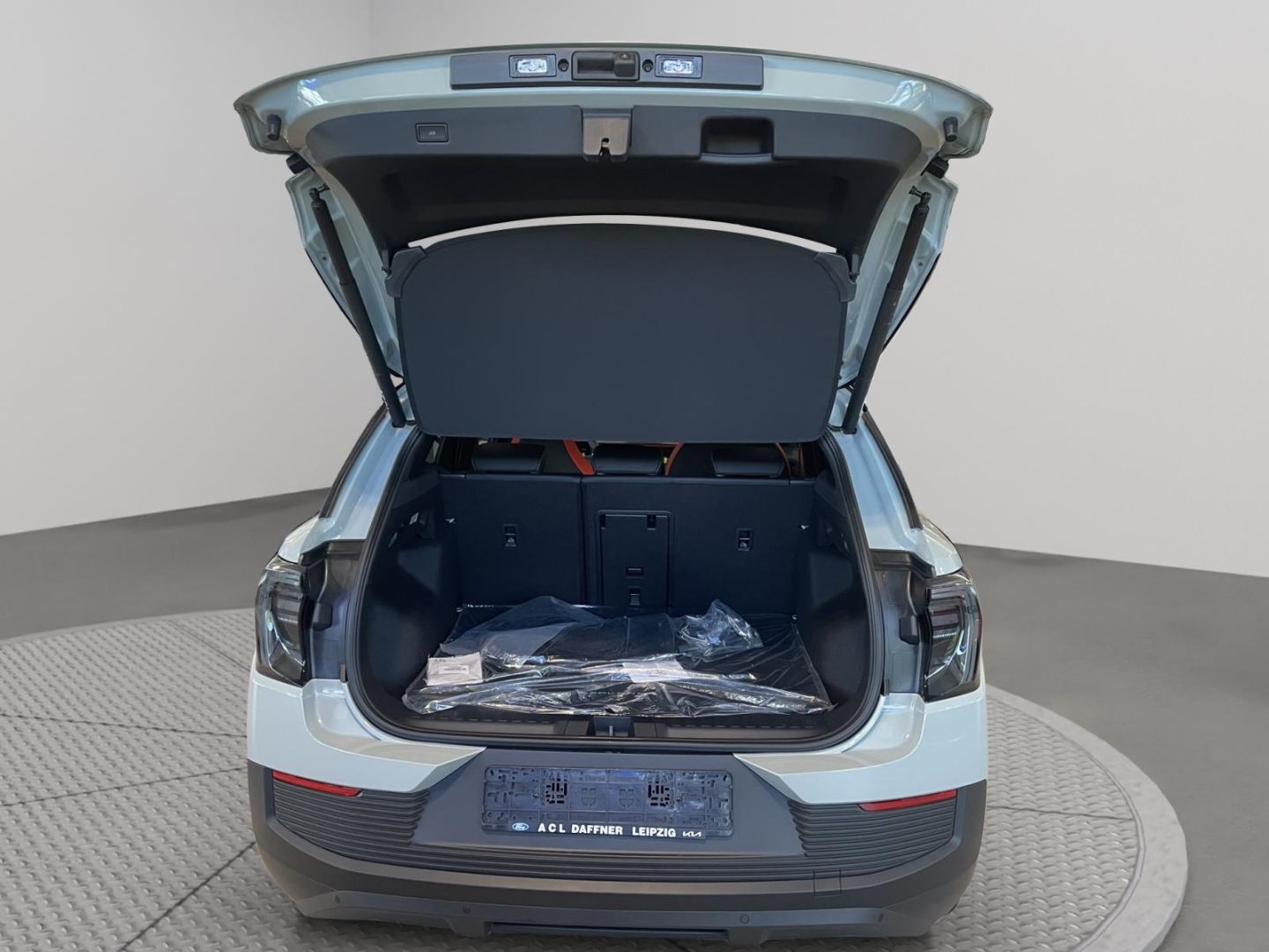 Fahrzeugabbildung Ford Explorer Collection RWD Fahrerassistenzpaket, Wä