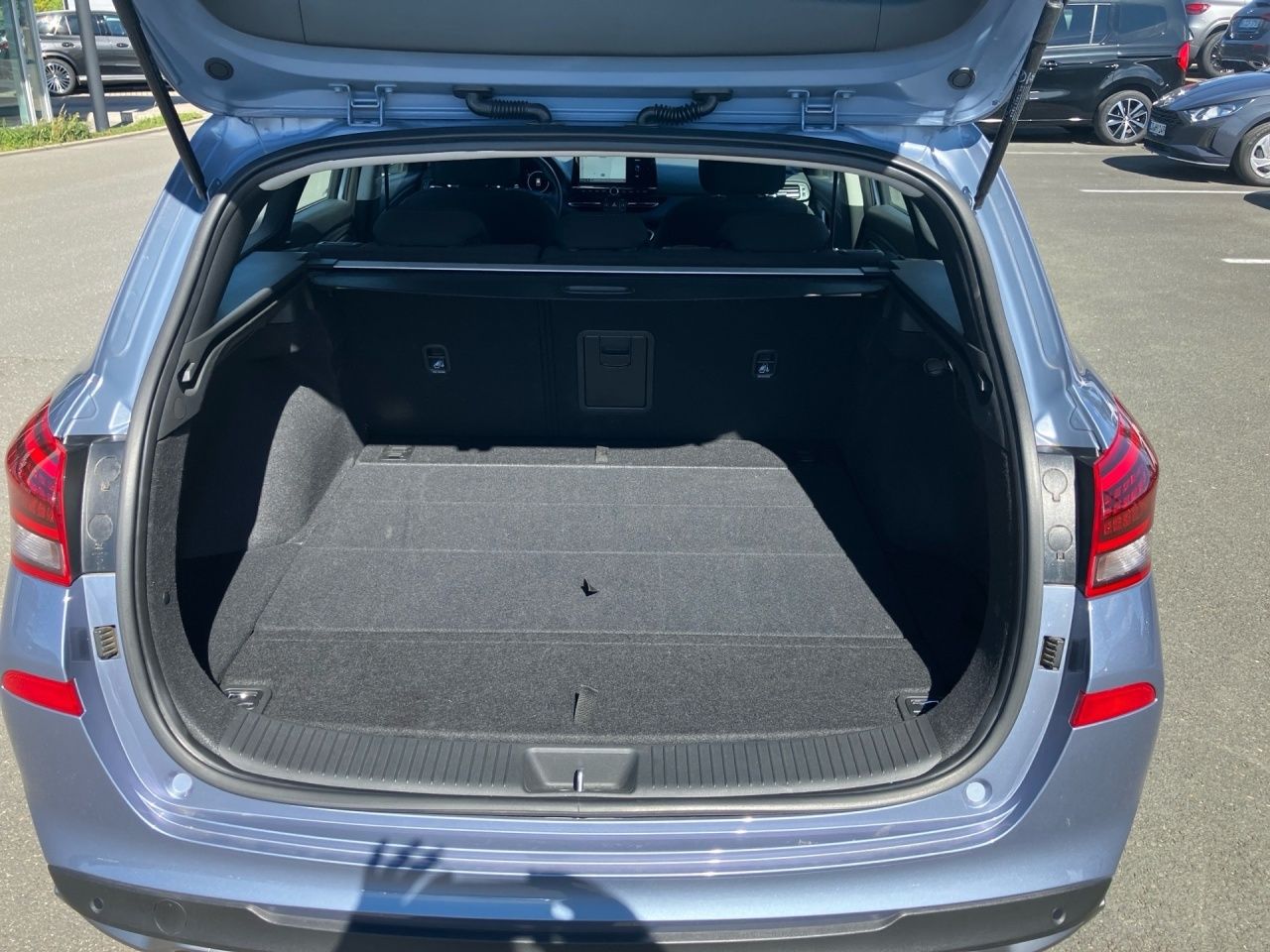 Fahrzeugabbildung Hyundai i30 DCT PRIME LED*NAVI*TEMPO*WINTER*CARPL*KAM*2Z
