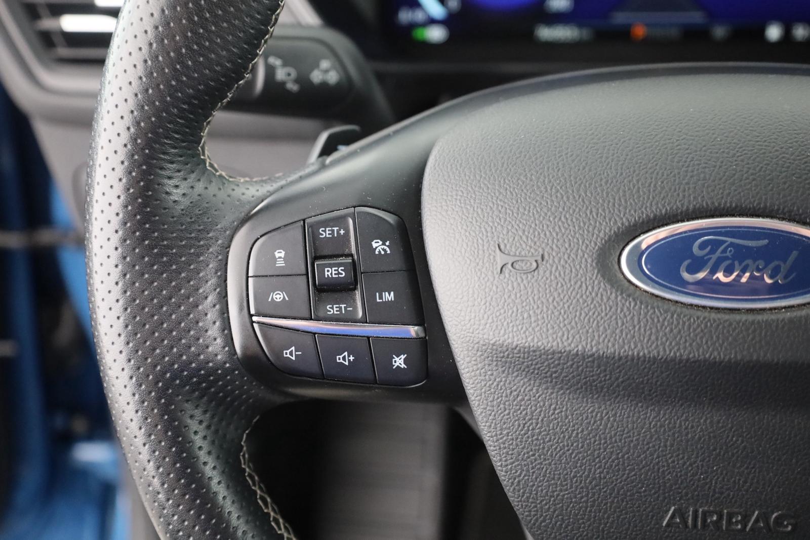 Ford Focus Turnier 2.3 EcoBoost ST LED Navi Kamera, миниатюра 16