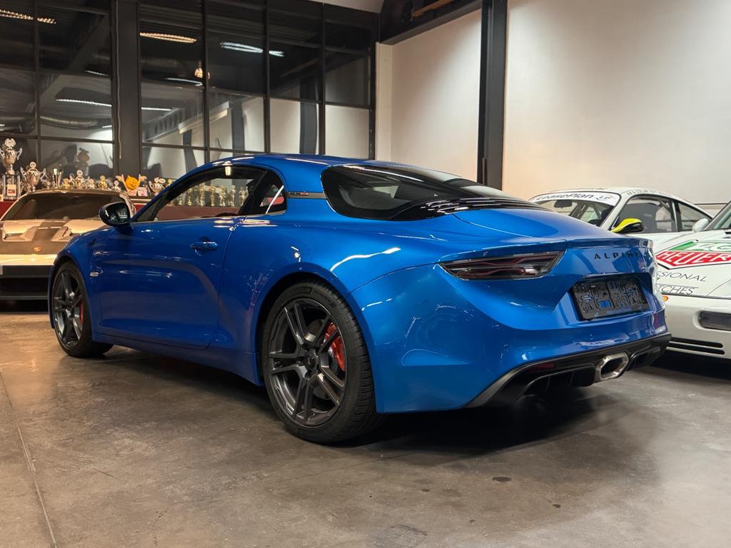 Alpine A110