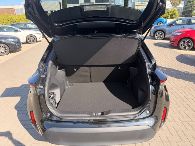 Toyota Yaris Cross Hybrid FWD Teamplayer