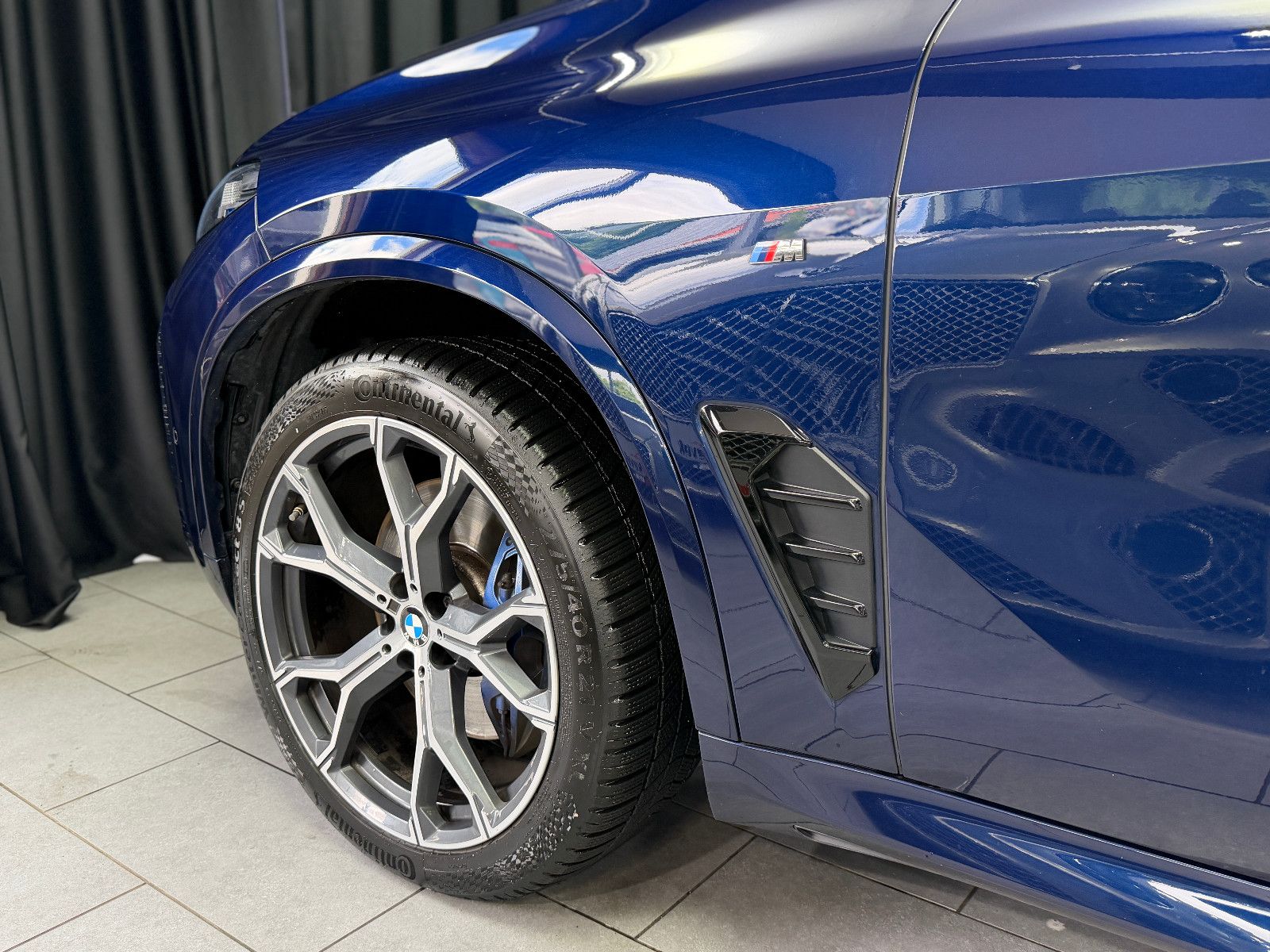 Fahrzeugabbildung BMW X5 40 d xDrive M SPORT PRO|PANO|M-SITZE|INDIVID