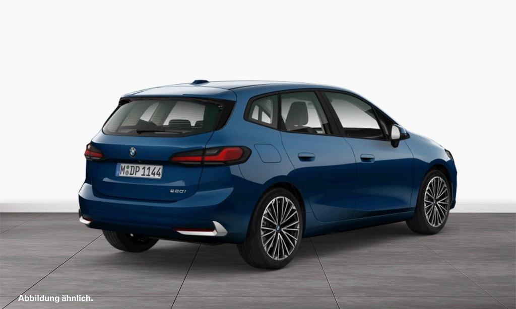 BMW 220i Active Tourer Kamera LED Sitzheizung