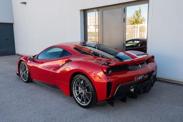 صورة 4 لـ 2019 Ferrari 488 PISTA