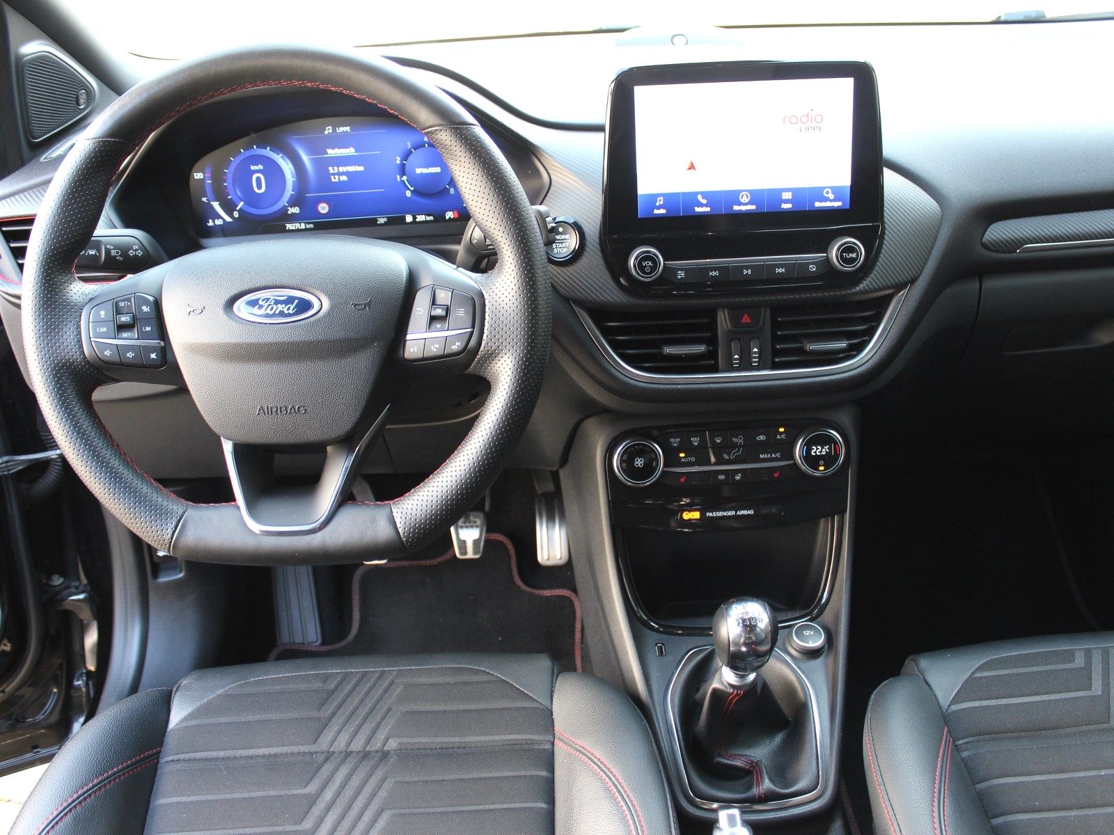 Fahrzeugabbildung Ford Puma ST-Line X 1,0 EcoBoost Mild Hybrid