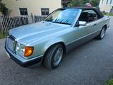 Mercedes-Benz CE 300-24V Cabrio - Mercedes-Benz 300 mit Anhängerkupplung