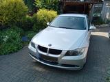 BMW 318i - Limousine 3.Hand - BMW 318 aus 2008: 318i