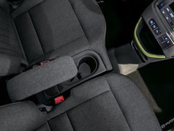 Hyundai Inster Elektro FWD Cross Digitales Cockpit Navi