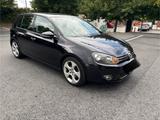 Volkswagen Golf 6 VI 2.0 TDI Highline 140 Ps - Volkswagen Golf 140 ps mit Diesel-Antrieb