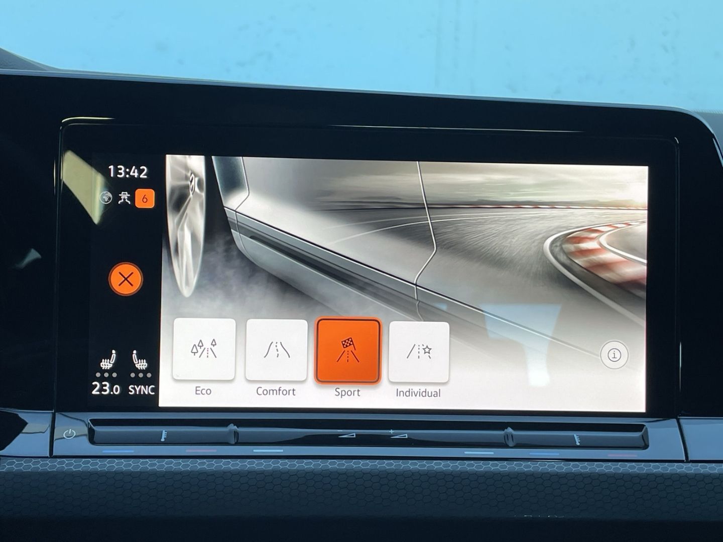 Golf GTI VIII 2.0TSI DSG AHK/Kamera/H&K/IQ.Light