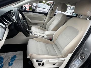 Volkswagen Passat Variant - 8