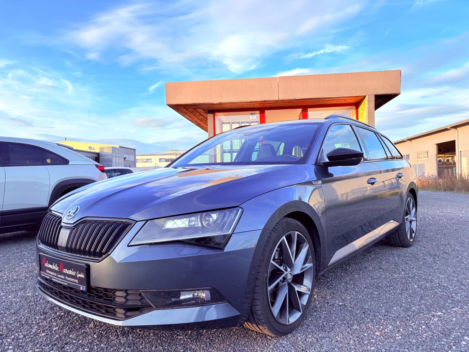 Skoda Combi Sportline AHK CARBON CANTON ALCANTARA