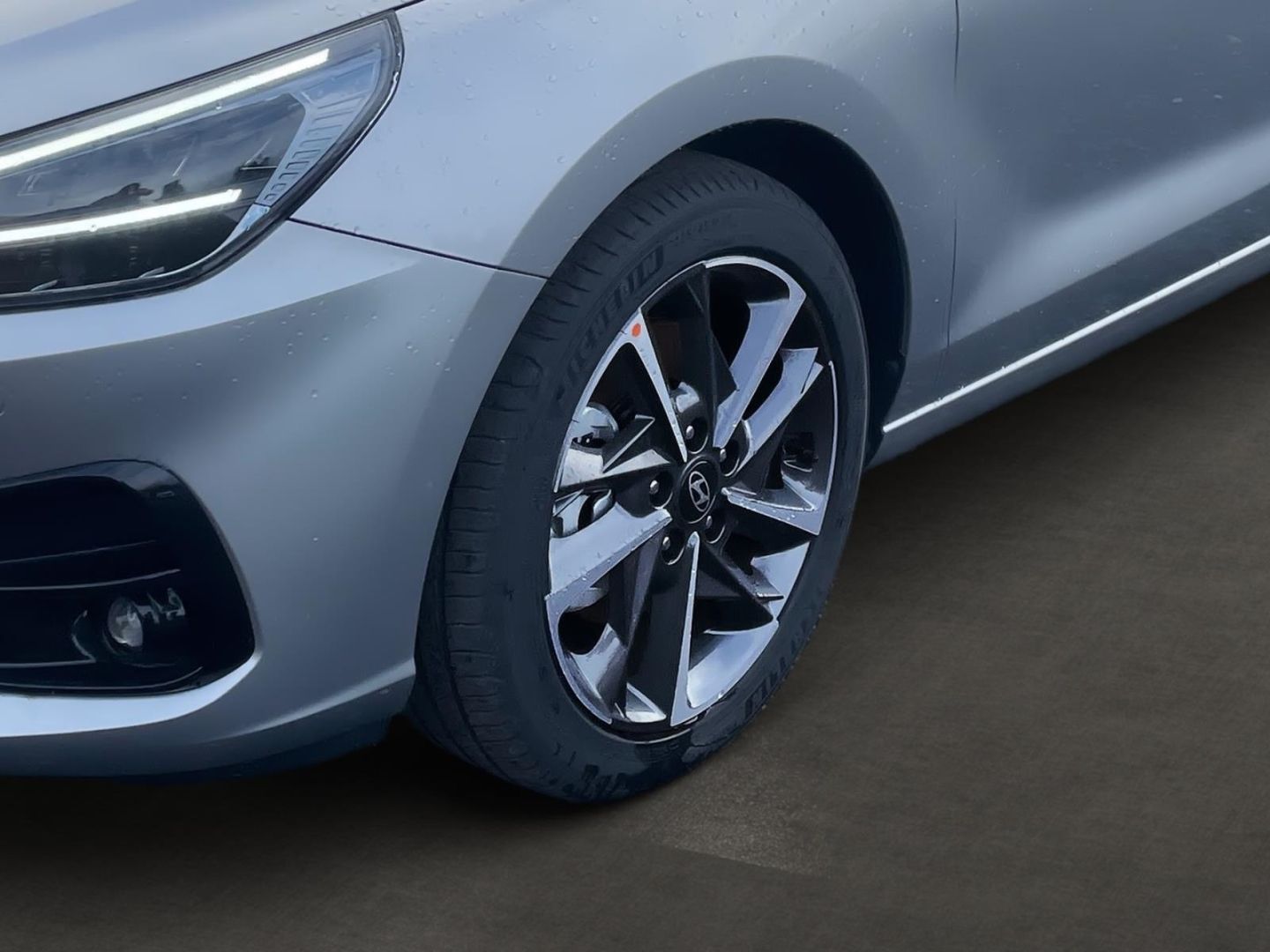 Fahrzeugabbildung Hyundai i30 1.0T Advantage Navigation  Sitzheizung