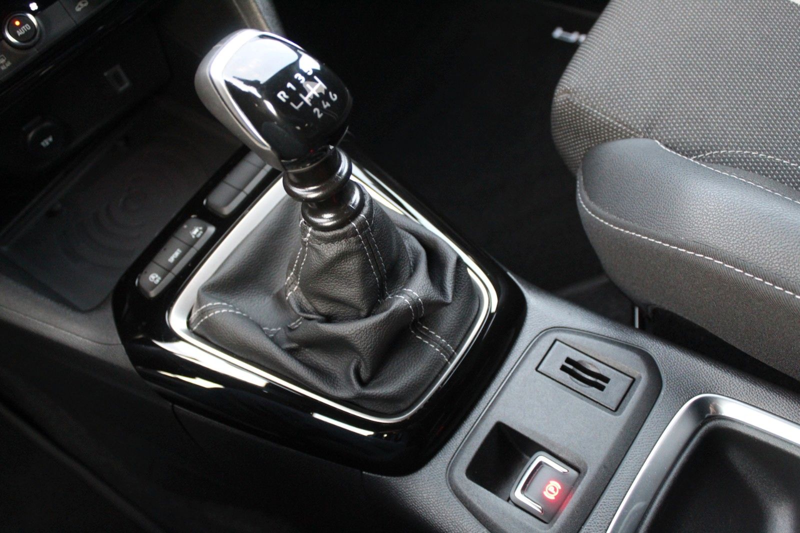 Fahrzeugabbildung Opel Corsa F GS*Navi*IntelliLux*PDC*SHZ*180°RFK