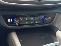 Fahrzeugabbildung Opel Insignia B Sports Tourer Elegance *SHZ*HUD*LED*