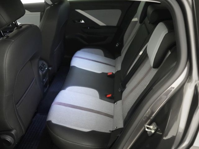 Astra L ST ELEGANCE CDTI AT+LED LICHT+NAVI+RÜCKF