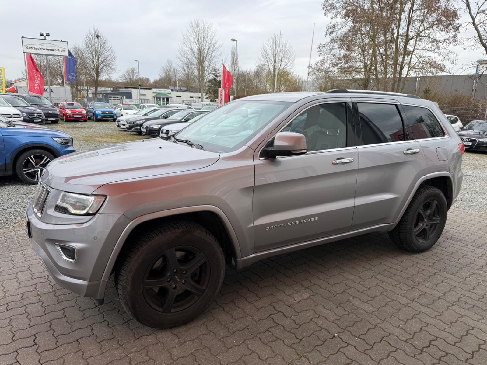 Jeep Grand Cherokee 3.0 CRD Overland=AHK-Leder-=