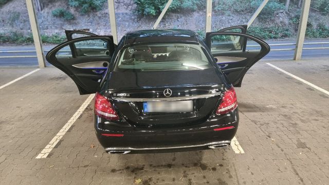 MERCEDES-BENZ Mercedes E 200 BJ 2016 Diesel automatik