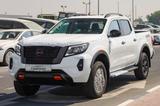 Nissan Navara 2.5 PRO-4X Automatik 360°Kamera Leder LED