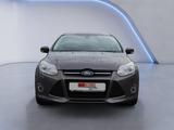 Ford Focus Turnier Titanium/ Xenon/AHK/PDC/ Alu - Ford Focus aus 2011: Titanium