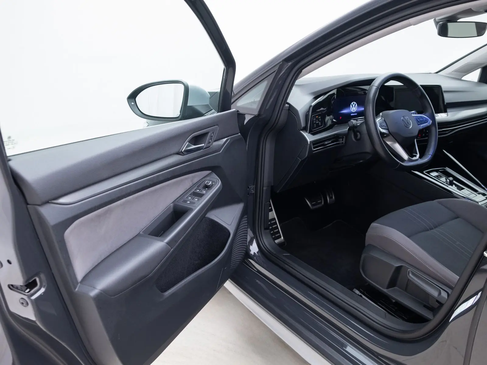 Volkswagen Golf VIII Alltrack 2.0 TDI 4M*ACC*AHK*RFK*APP*LH, миниатюра 9
