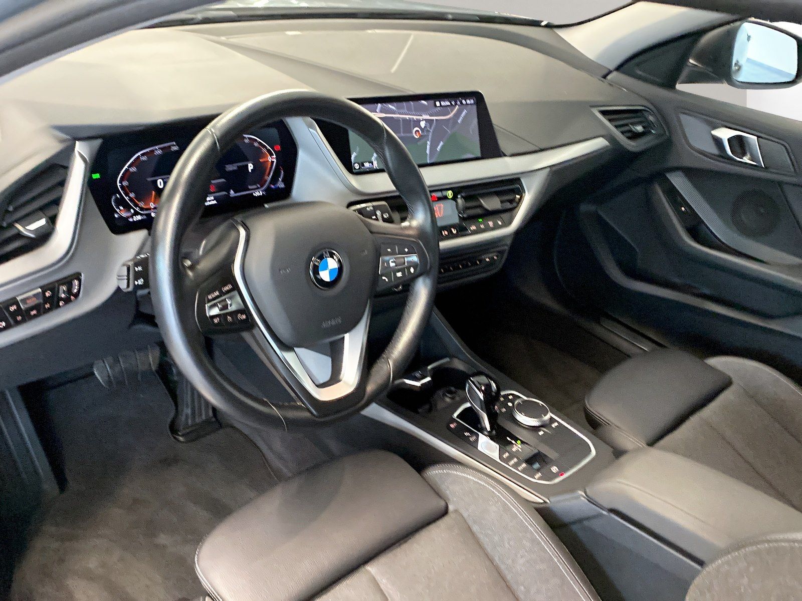 BMW 118i LiveCockpitProf PDC Sportsitze LED foto 4