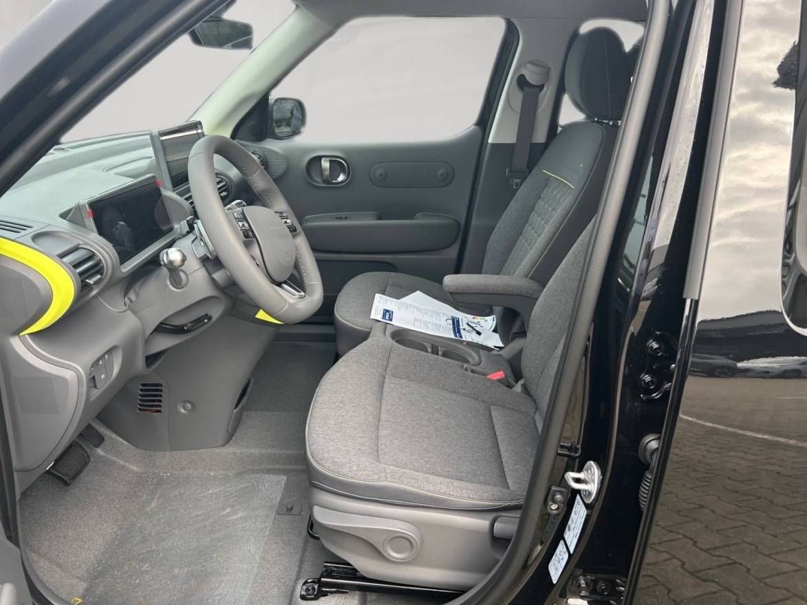 Fahrzeugabbildung Hyundai INSTER Cross (MY26) 49 kWh (115 PS) Elektro Komf