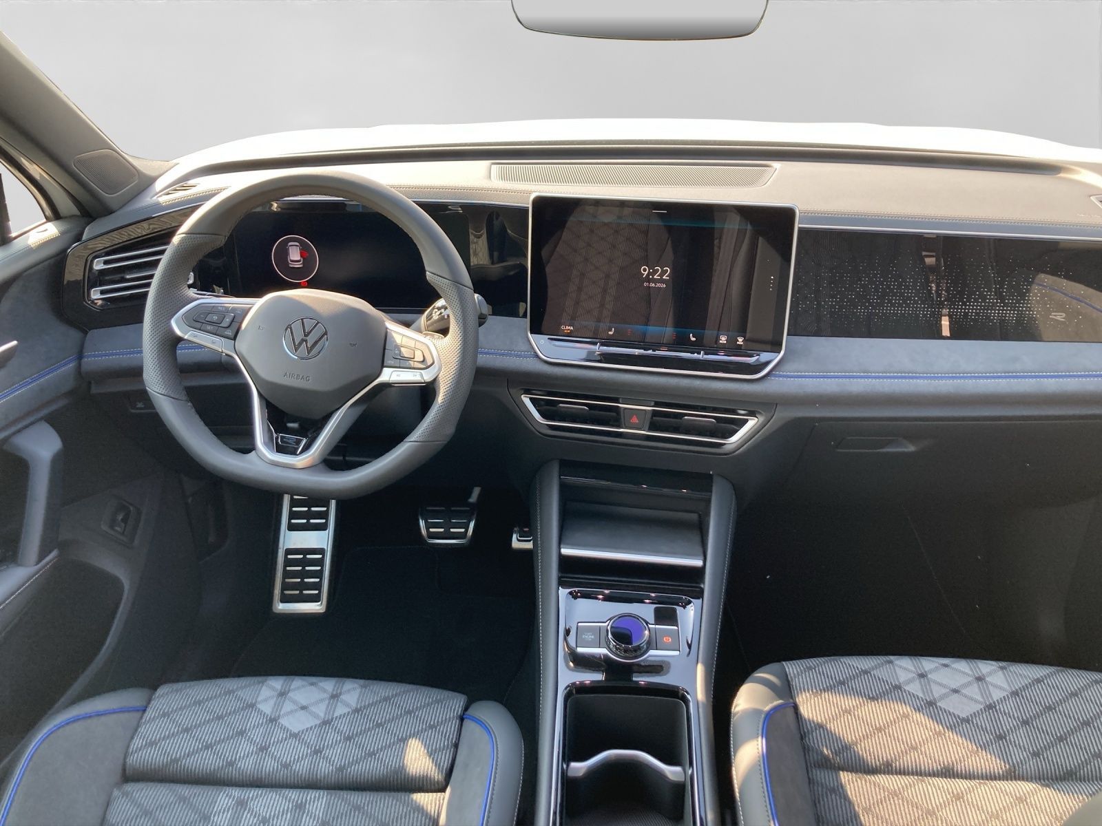 Volkswagen Tiguan 1.5 eTSI DSG R-LINE LM20 PANO KAMERA SITZ foto 5