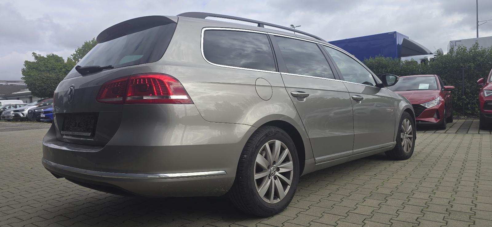 Volkswagen Passat 2012 — photo 5